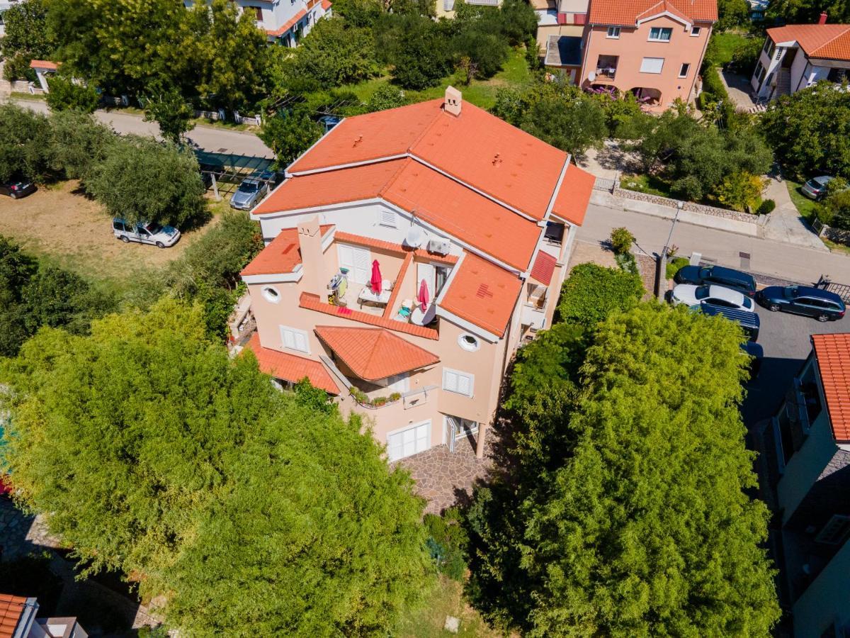 Apartments Kay Baška Eksteriør billede