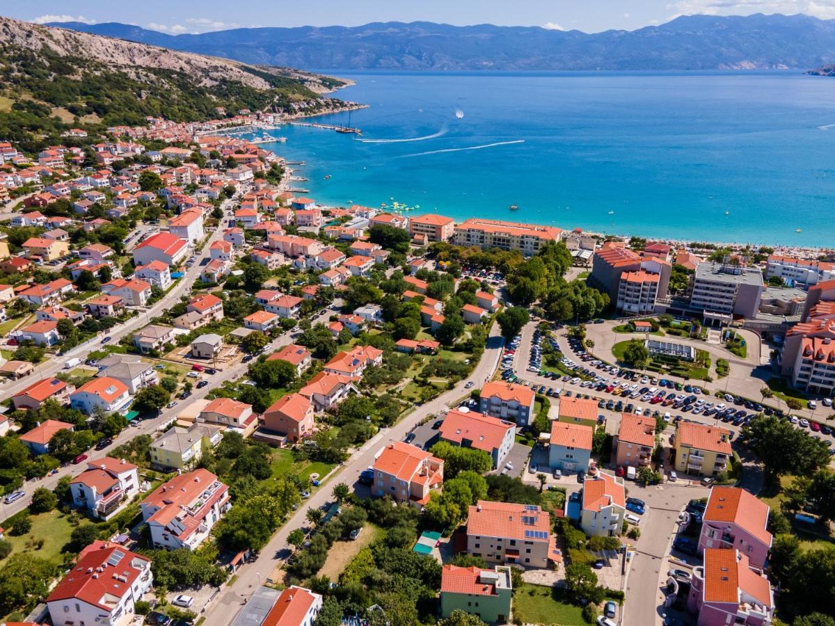 Apartments Kay Baška Eksteriør billede