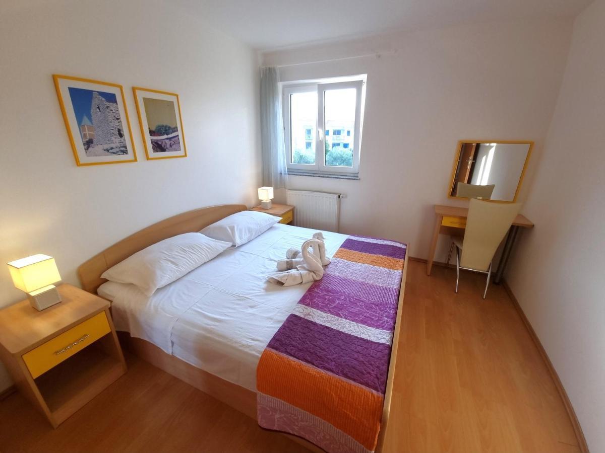 Apartments Kay Baška Eksteriør billede