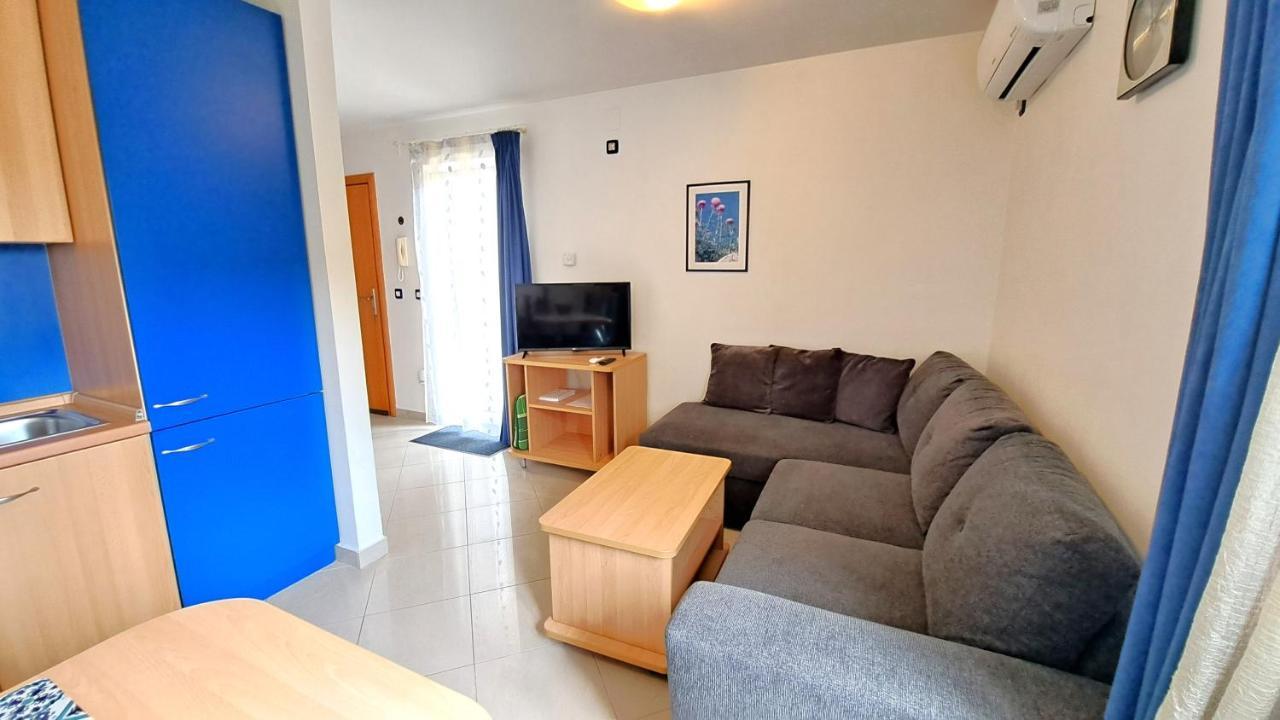 Apartments Kay Baška Eksteriør billede