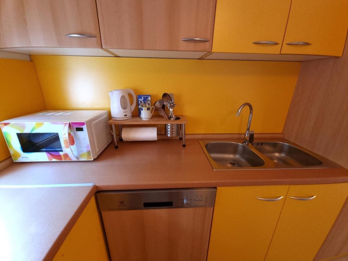 Apartments Kay Baška Eksteriør billede